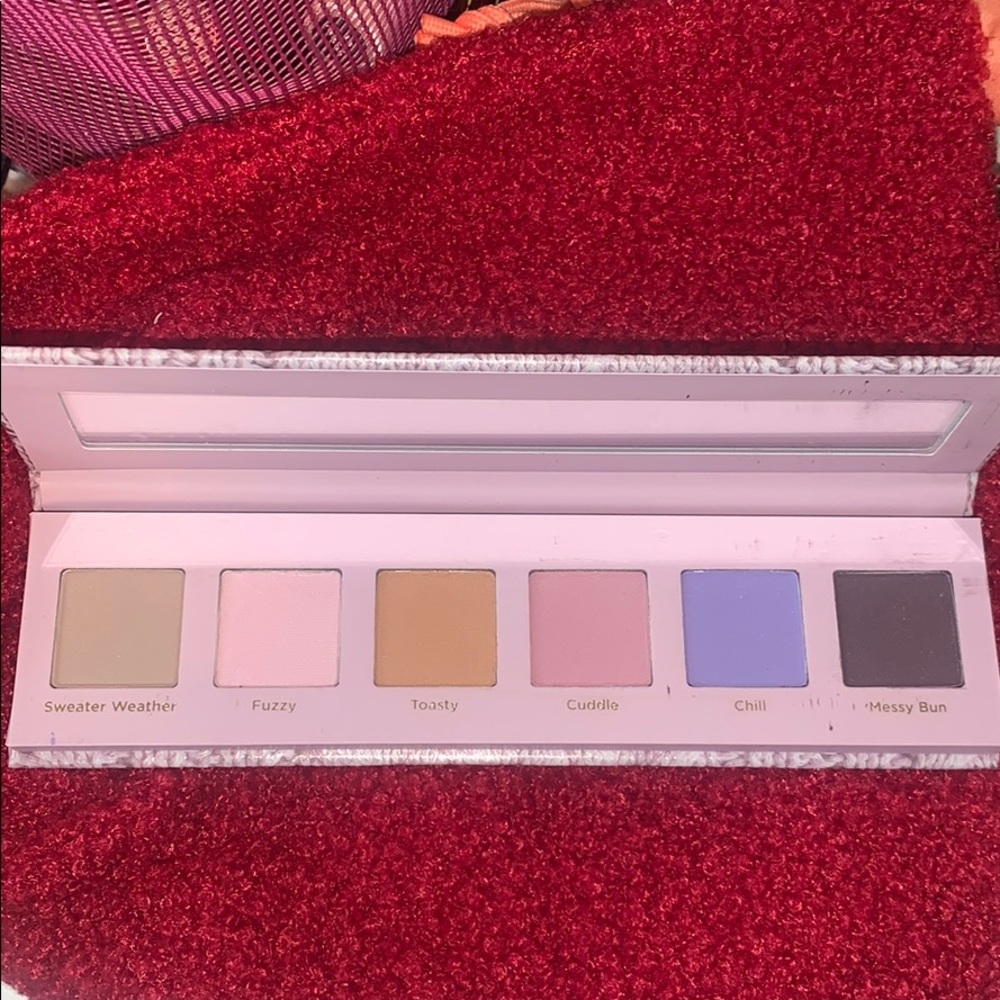 Dominique cosmetics 6 pan eyeshadow palette